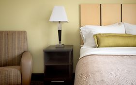 Candlewood Suites Columbia Hwy 63 & I-70 By Ihg